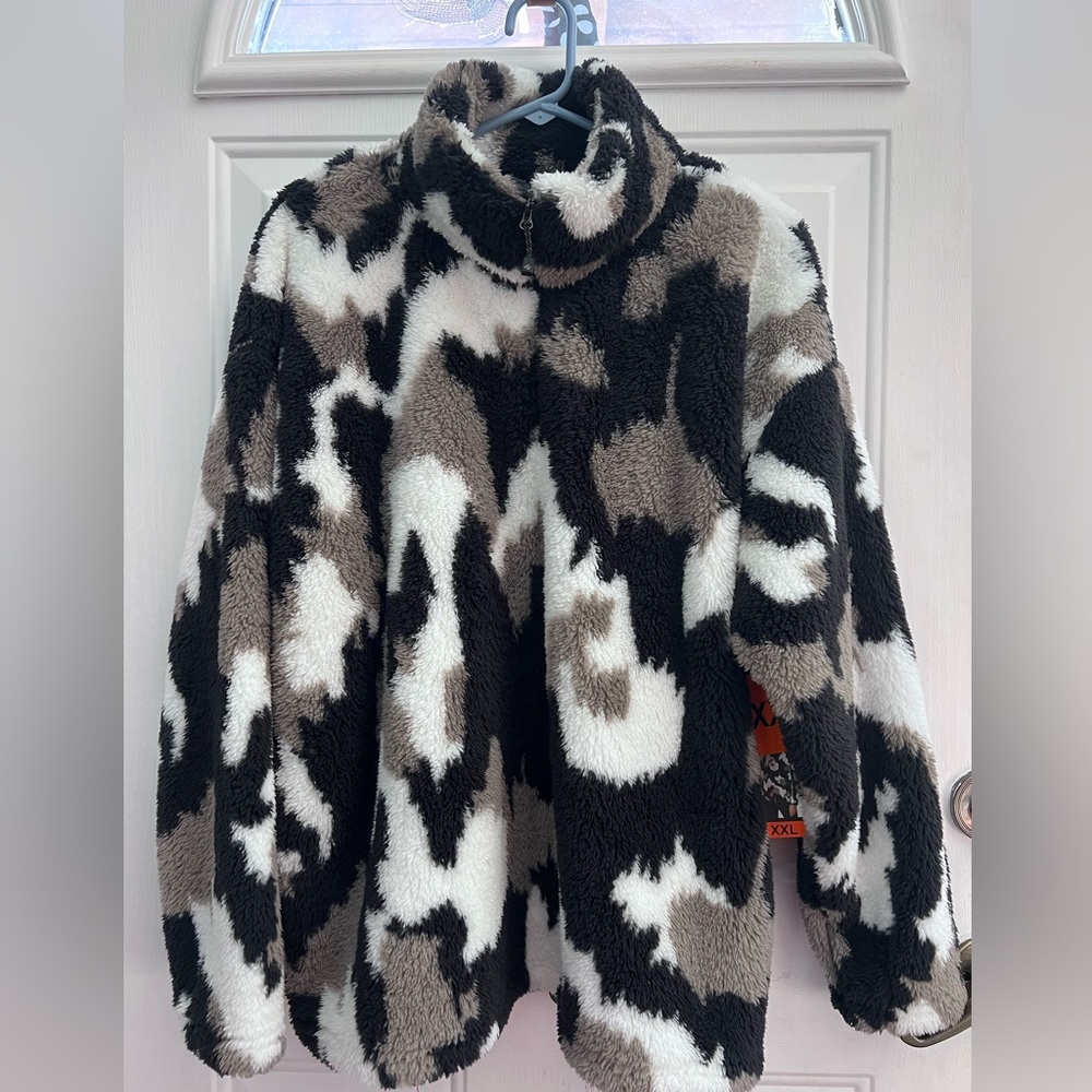 Eddie Bauer Women’s Plush 1/4 Zip Camo Fleece Jacket